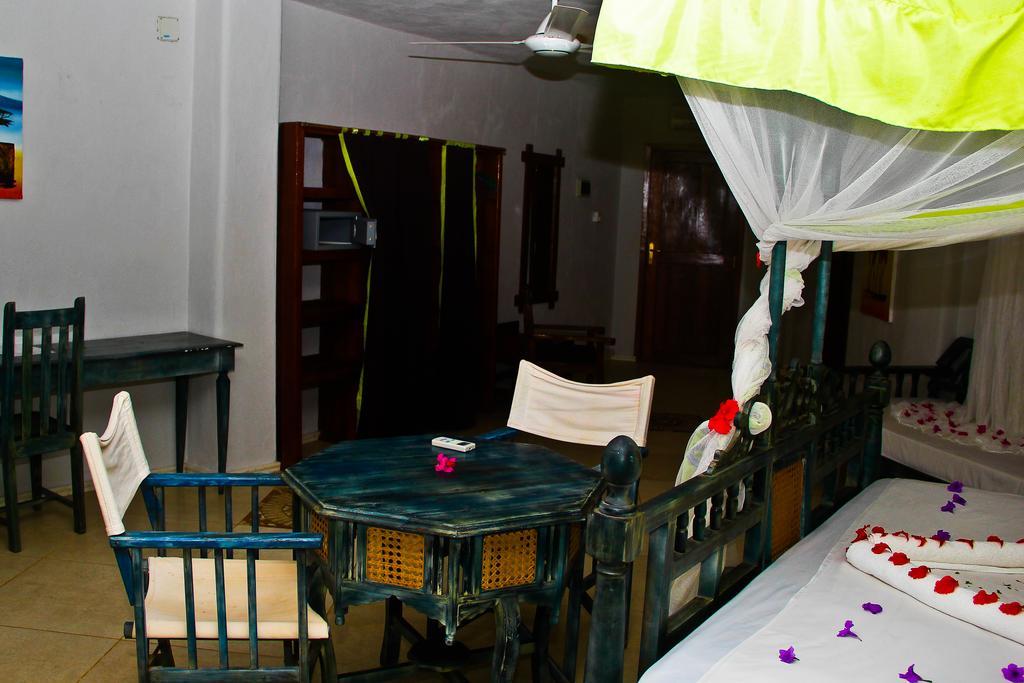 Palumbokendwa Hotel Zanzibar Екстериор снимка