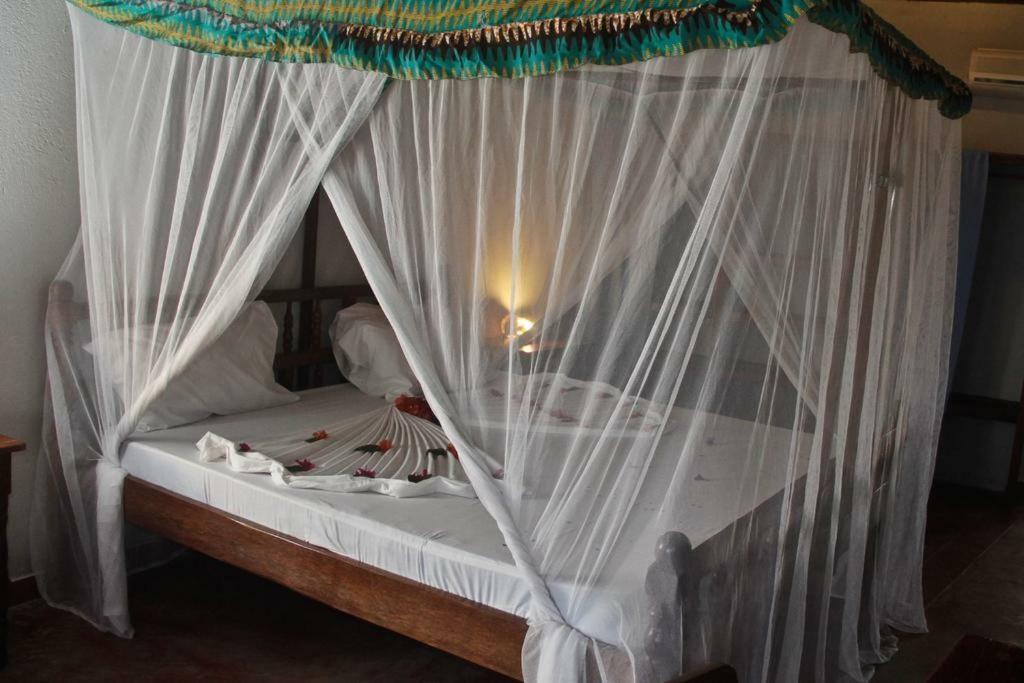 Palumbokendwa Hotel Zanzibar Екстериор снимка